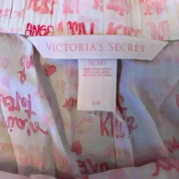 VICTORIA'S SECRET Sleep Shorts Boxer Lounger Size Large Love Hearts Logo Angel - Picture 5 of 7